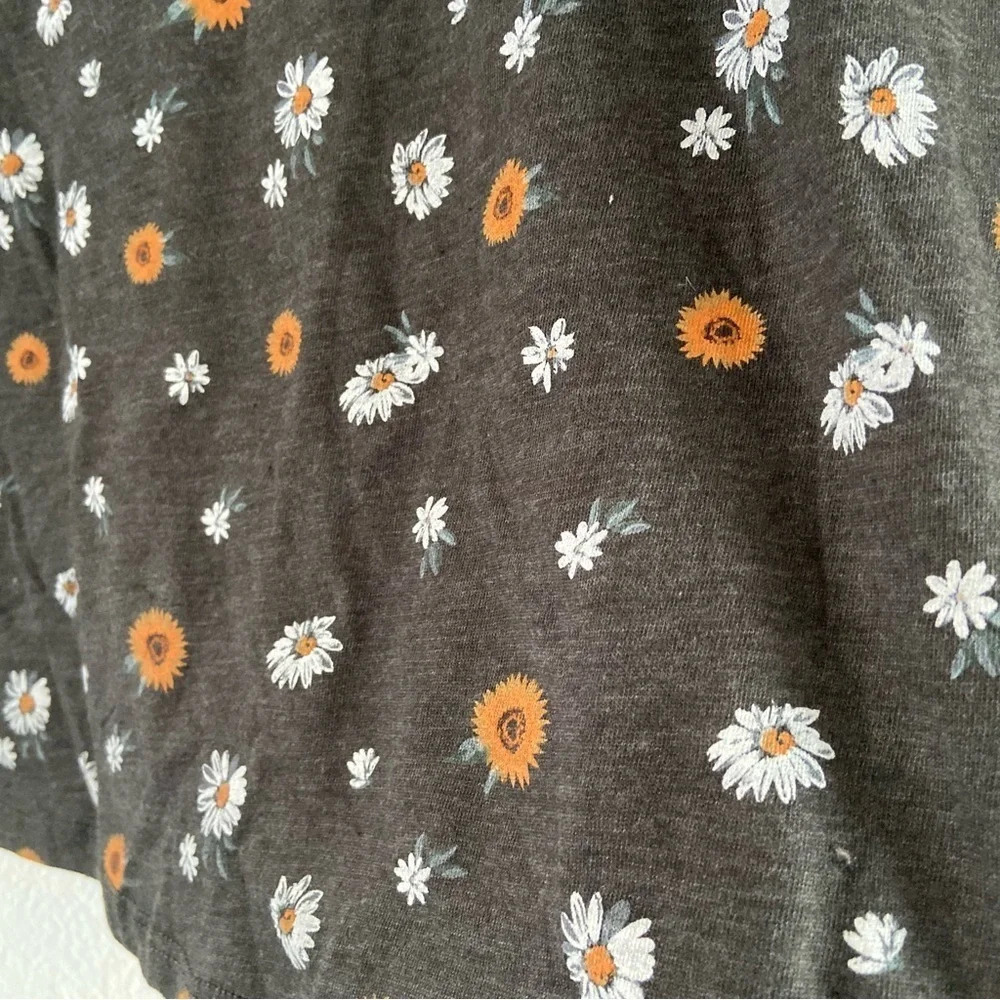 Floral Ringer Tee Charcoal Short Sleeve Girls Juniors Crop Large (11-13) NEW - Picture 6 of 16